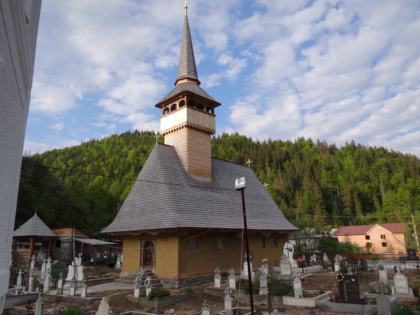 Biserica de lemn din Gârda de Sus