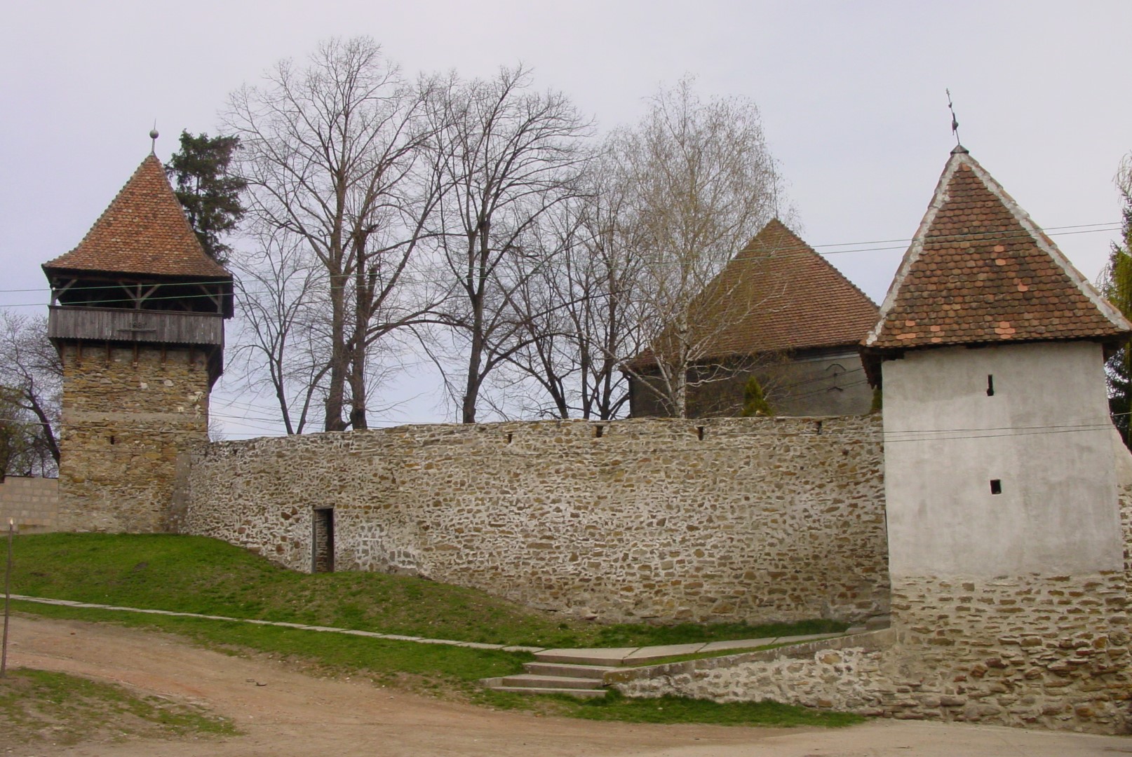 Biserica evanghelică fortificată din Valea Lungă